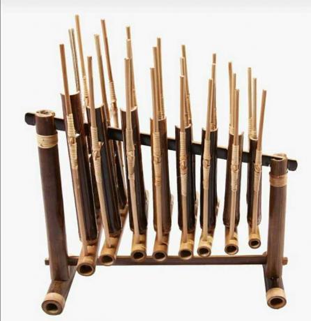 جاوة الغربية آلة موسيقية تقليدية Angklung