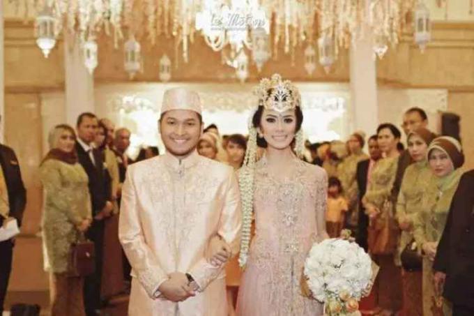 Sundanese Traditional Clothes For Wedding