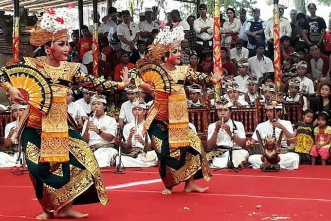 เพลงประกอบการเต้นรำ Legong