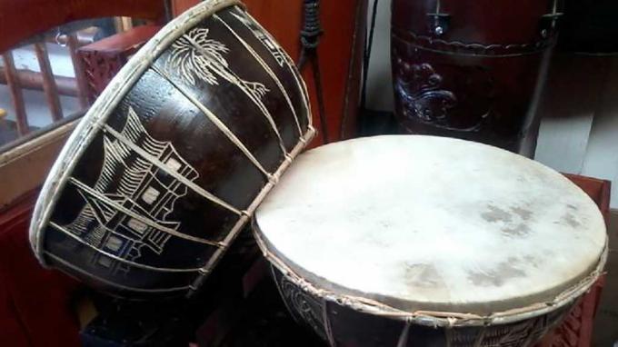 Malay drums